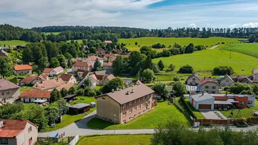 Prodej bytu 2+1, Nové Hrady, 75 m2