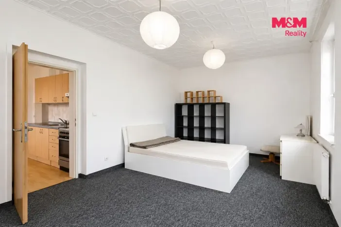 Pronájem bytu 1+1, Nová Role, U Plynárny, 38 m2