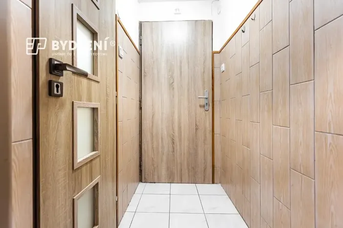 Pronájem bytu 1+kk, Teplice, Duchcovská, 19 m2