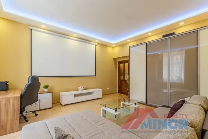 Prodej bytu 3+1, Slaný, Ouvalova, 94 m2