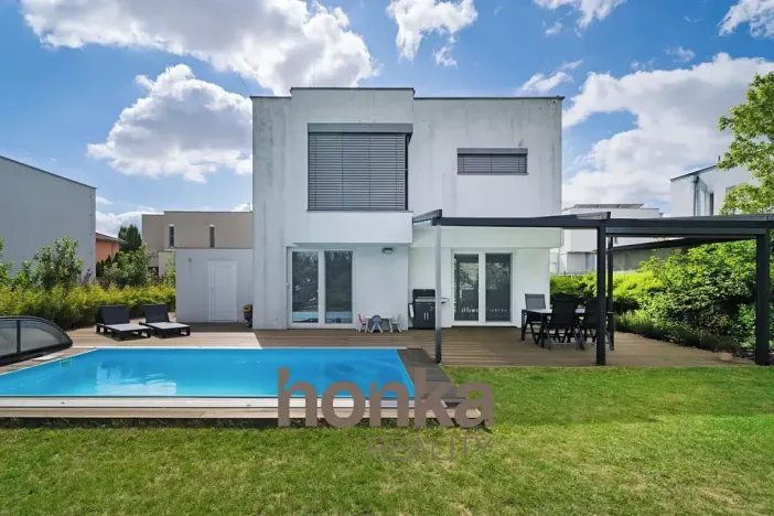 Prodej rodinného domu, Praha - Řeporyje, Ke Zbuzanům, 136 m2