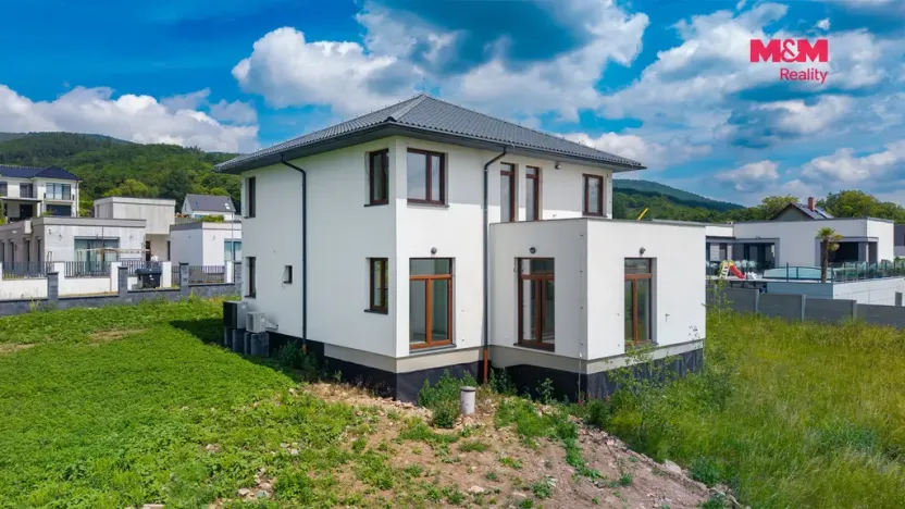 Prodej rodinného domu, Krupka - Vrchoslav, Slunečná, 200 m2