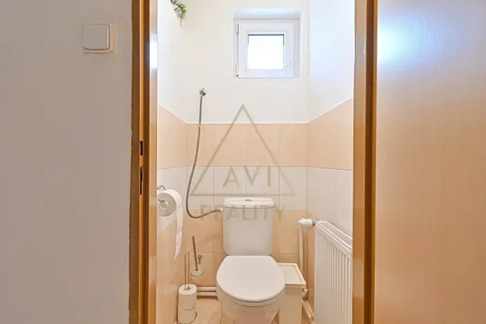 Prodej rodinného domu, Hřebeč, nám. Draha, 150 m2