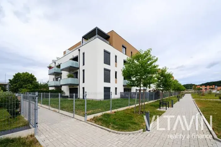 Pronájem bytu 2+kk, Praha - Bohnice, Pekařova, 50 m2