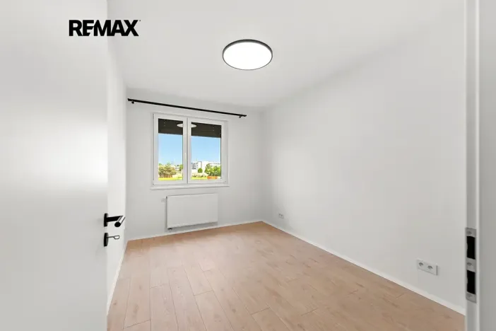 Pronájem bytu 2+kk, Praha - Strašnice, Strančická, 48 m2