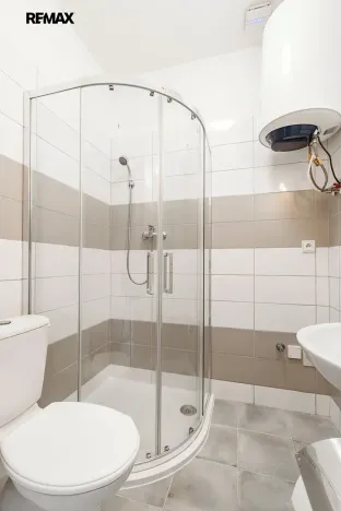 Pronájem bytu 1+kk, Praha - Břevnov, Patočkova, 21 m2