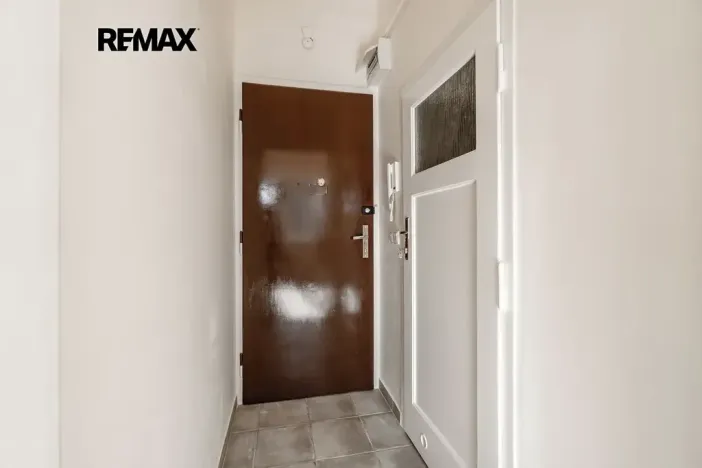 Pronájem bytu 1+kk, Praha - Břevnov, Patočkova, 21 m2