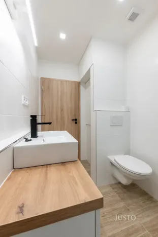 Pronájem bytu 2+1, Zlín, L. Váchy, 54 m2