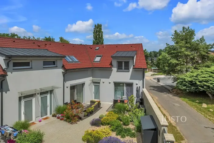 Prodej bytu 4+kk, Býkev, 128 m2