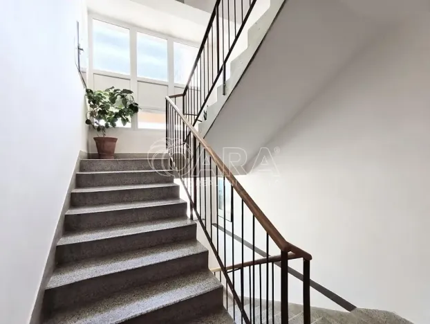 Pronájem bytu 3+kk, Praha - Břevnov, Ve Střešovičkách, 81 m2