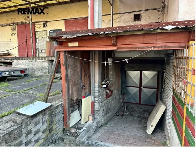 Pronájem obchodního prostoru, Kladno, Na kovárně, 400 m2