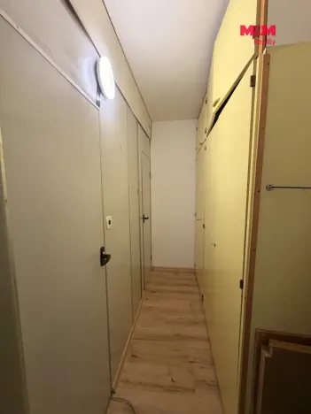 Pronájem bytu 4+kk, Praha - Prosek, Mimoňská, 66 m2