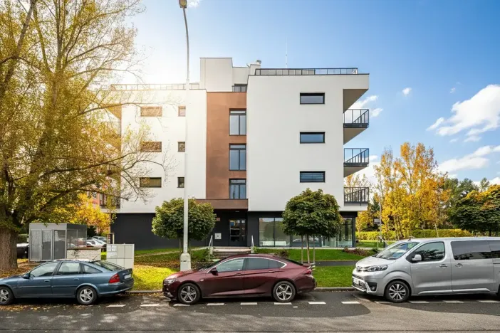 Prodej bytu 1+kk, Praha, Milánská, 31 m2