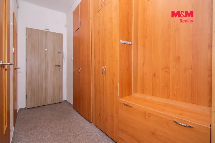 Prodej bytu 2+1, Karviná - Mizerov, Na Kopci, 58 m2