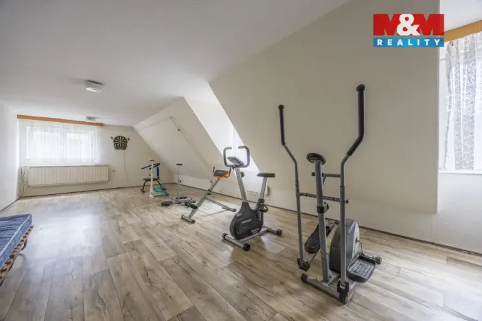 Prodej rodinného domu, Klášterec nad Ohří, Chomutovská, 480 m2