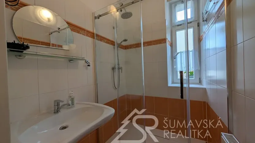 Prodej obchodního prostoru, Kašperské Hory, Náměstí, 161 m2