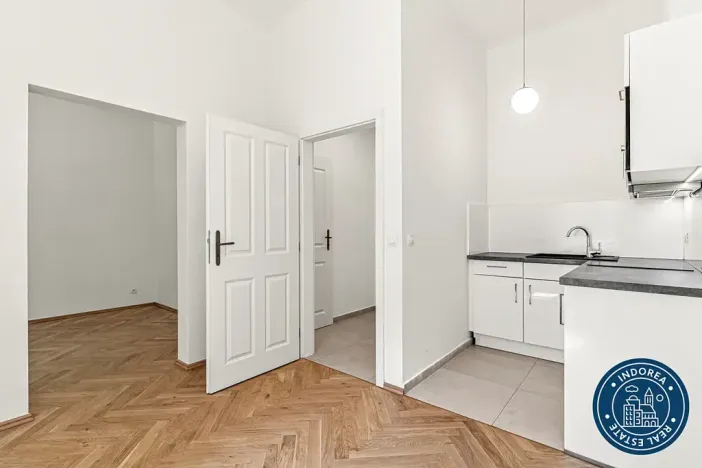 Pronájem bytu 2+kk, Praha - Vinohrady, Máchova, 32 m2