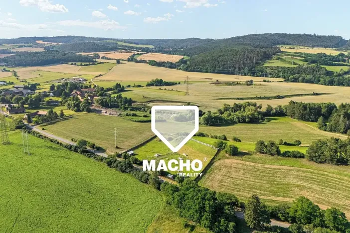 Prodej komerčního pozemku, Drevníky, 8640 m2
