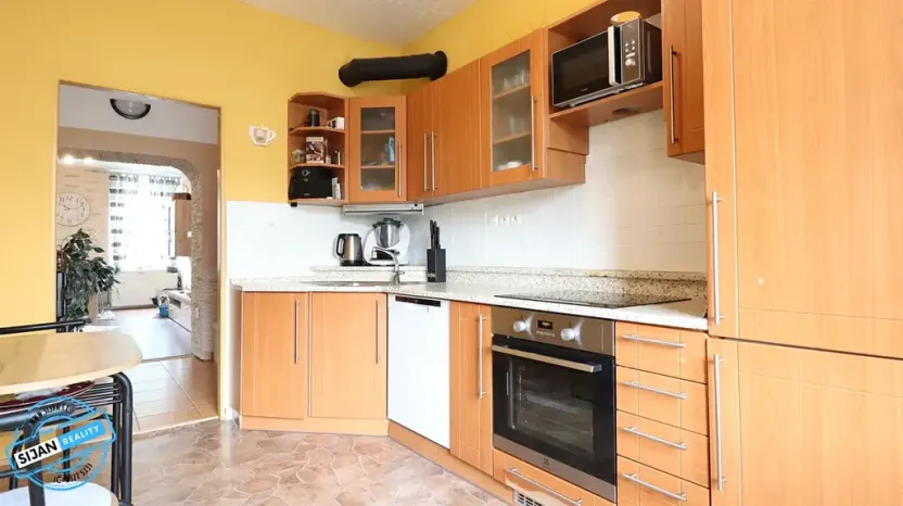Prodej bytu 4+1, Krnov, Bruntálská, 98 m2