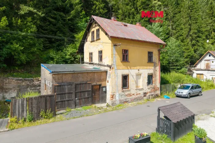 Prodej rodinného domu, Oloví, Pplk. Sochora, 140 m2