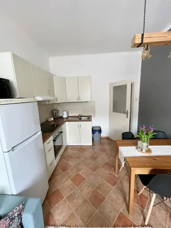 Pronájem bytu 2+kk, Praha - Smíchov, Radlická, 46 m2