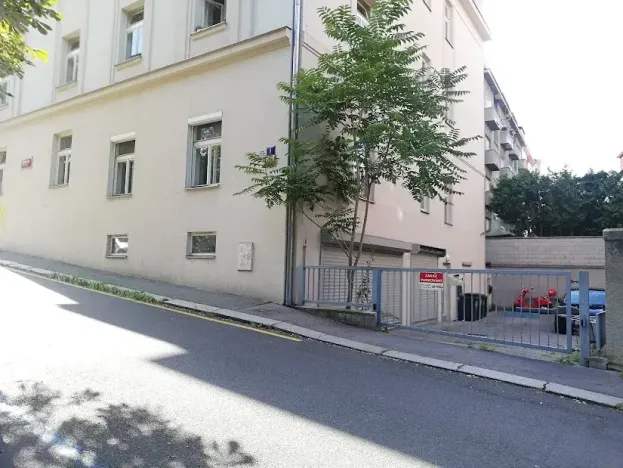 Pronájem bytu 3+kk, Praha - Nusle, Jaurisova, 83 m2
