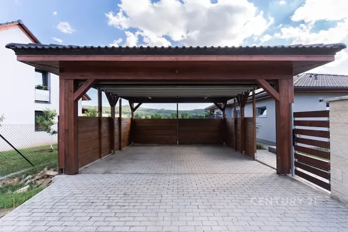 Pronájem rodinného domu, Lužice, 104 m2