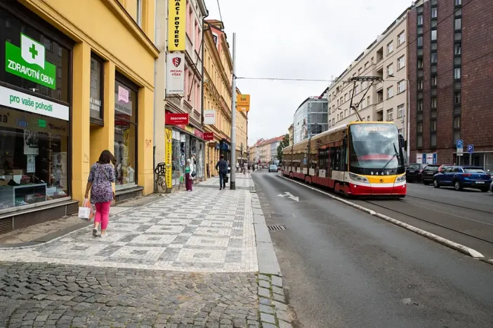 Pronájem bytu 3+kk, Praha - Smíchov, Štefánikova, 91 m2