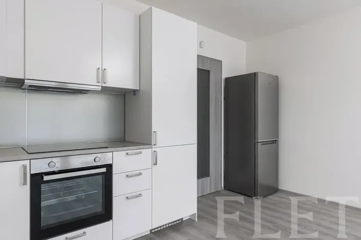 Pronájem bytu 1+kk, Praha - Záběhlice, Klapálkova, 31 m2