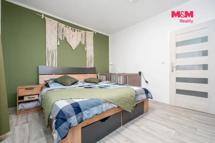 Prodej bytu 3+1, Ústí nad Labem - Severní Terasa, Rabasova, 78 m2