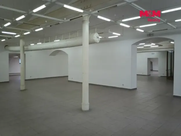 Pronájem obchodního prostoru, Svitavy - Město, náměstí Míru, 695 m2