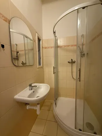 Pronájem bytu 1+kk, Praha - Libeň, U Balabenky, 30 m2