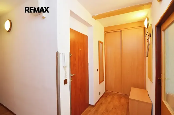 Pronájem bytu 3+1, Praha - Hlubočepy, Slivenecká, 76 m2