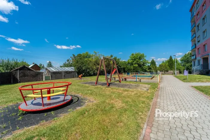 Prodej bytu 2+1, Louny, Kpt. Nálepky, 57 m2