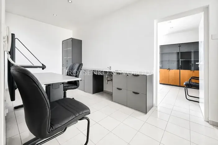 Prodej vily, Křižanov, Benešovo náměstí, 530 m2