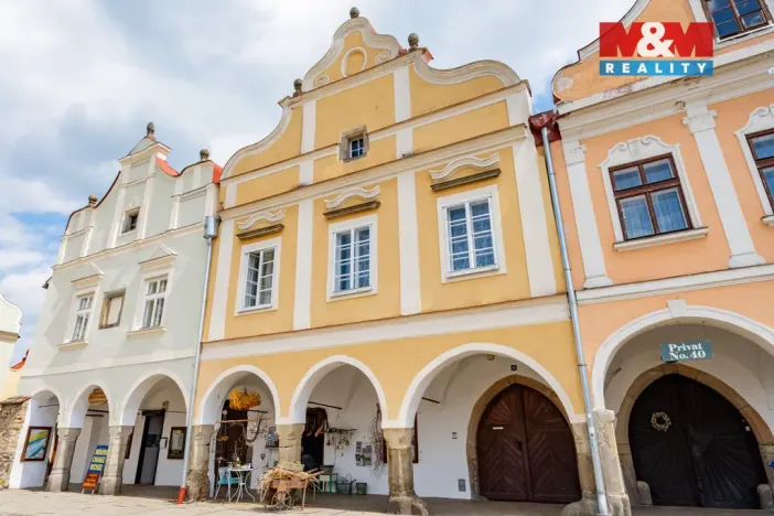 Prodej rodinného domu, Telč - Telč-Vnitřní Město, náměstí Zachariáše z Hradce, 300 m2
