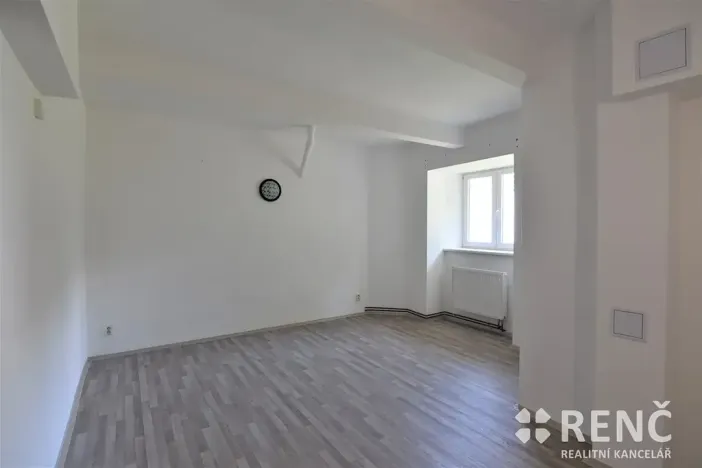 Pronájem bytu 2+kk, Brno, Staňkova, 43 m2