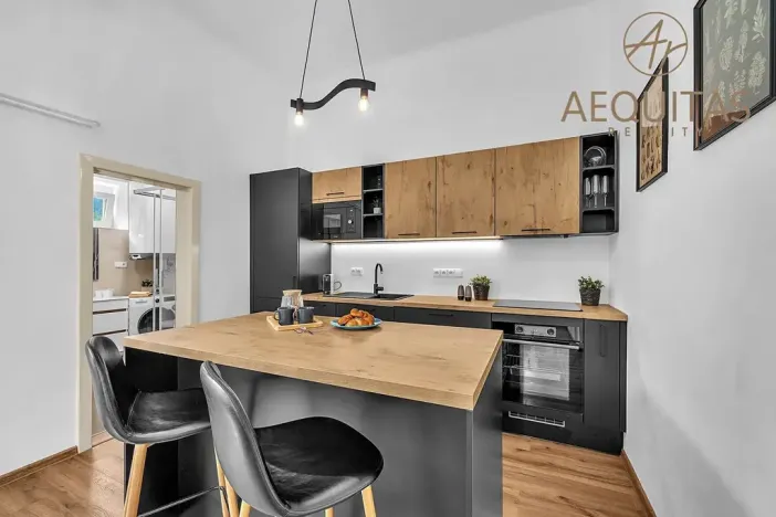 Prodej bytu 2+1, Desná, Krkonošská, 71 m2