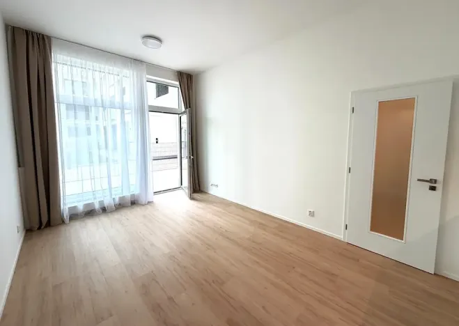 Pronájem bytu 2+kk, Brno, třída Generála Píky, 84 m2