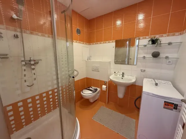 Pronájem bytu 2+1, Hrušovany u Brna, Sídliště, 58 m2