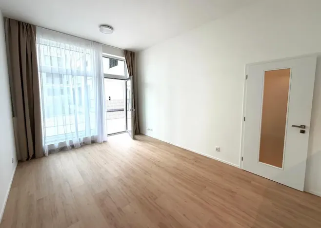 Pronájem kanceláře, Brno - Černá Pole, třída Generála Píky, 84 m2