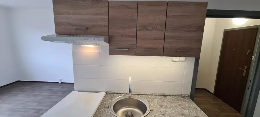 Pronájem bytu 1+kk, Česká Lípa, Roháče z Dubé, 27 m2