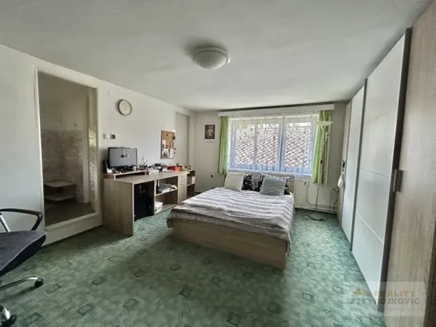 Prodej rodinného domu, Broumov, 140 m2