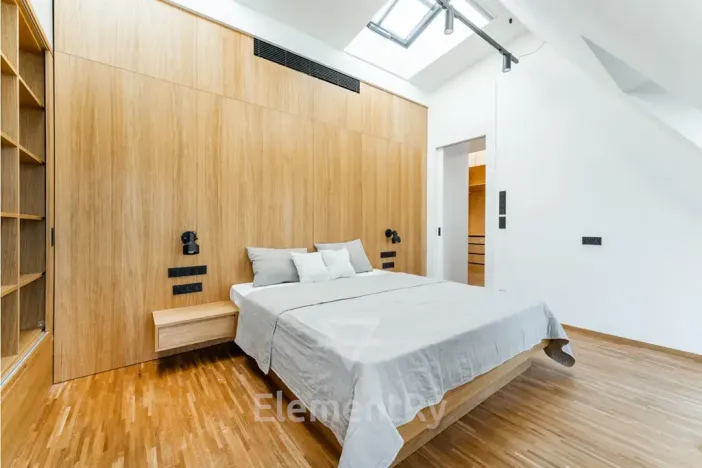 Pronájem bytu 4+kk, Praha, Sokolovská, 118 m2