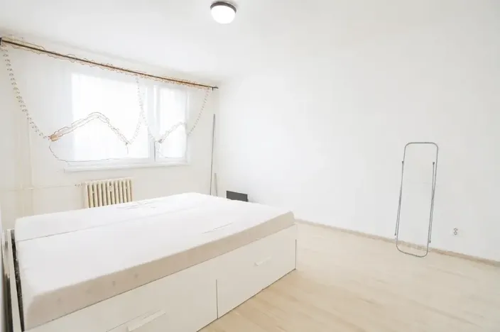 Pronájem bytu 3+1, Praha - Letňany, Bukovecká, 76 m2