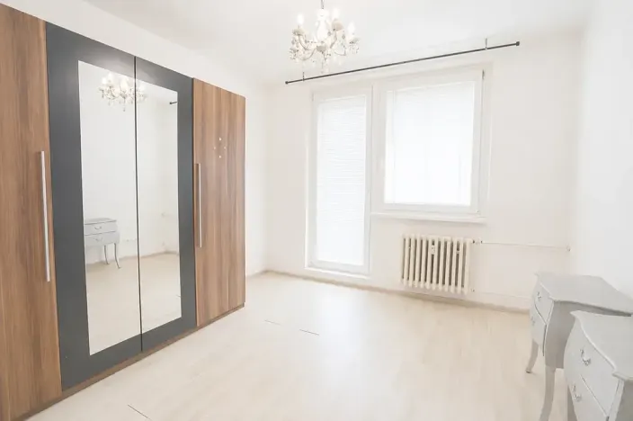 Pronájem bytu 3+1, Praha - Letňany, Bukovecká, 76 m2