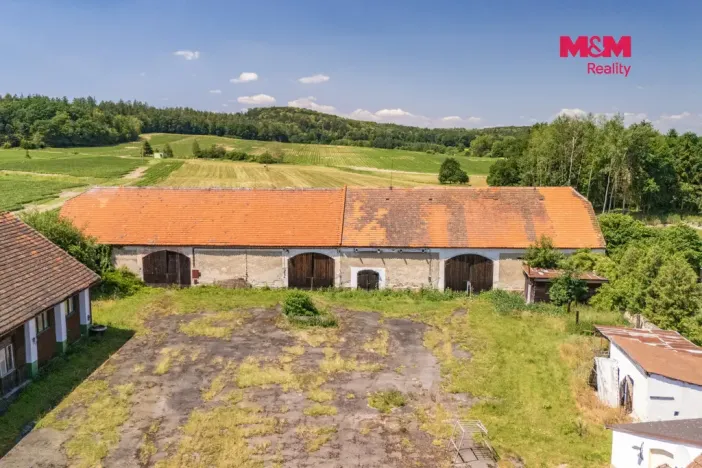 Prodej komerčního pozemku, Vráž, 16101 m2