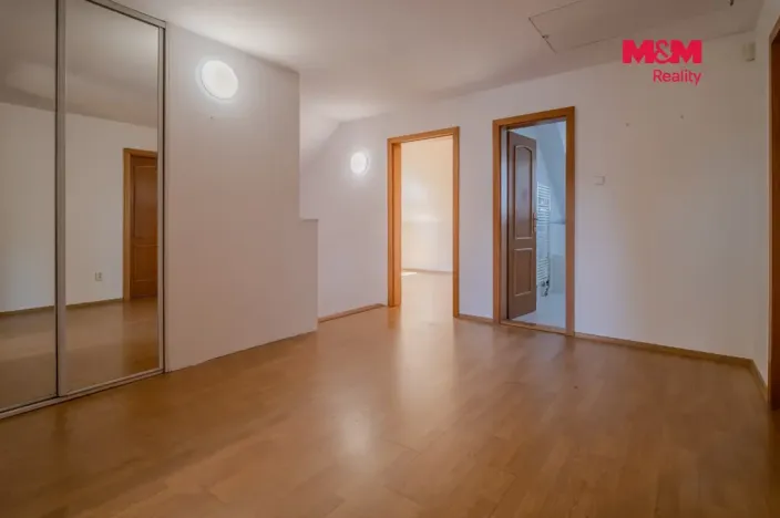 Prodej rodinného domu, Stará Ves nad Ondřejnicí - Stará Ves, Brušperská, 248 m2