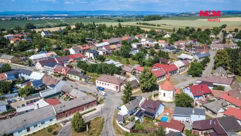 Prodej obchodního prostoru, Přerov - Přerov VI-Újezdec, Hlavní, 220 m2