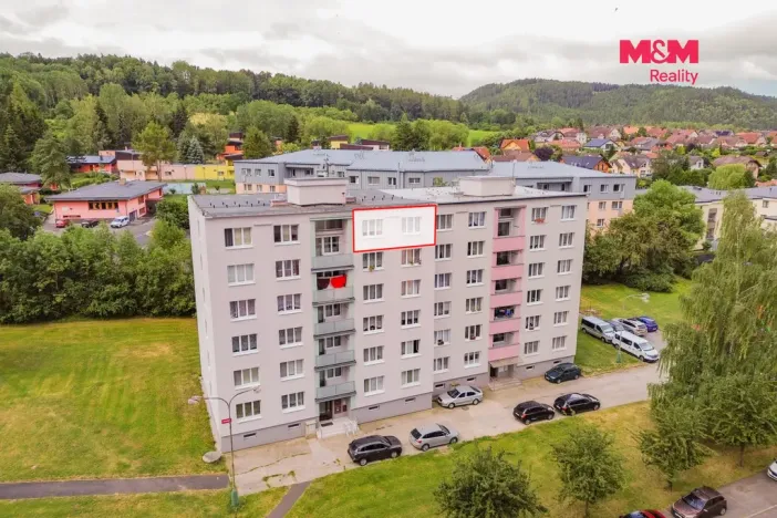 Prodej bytu 3+1, Karlovy Vary, Svatošská, 82 m2